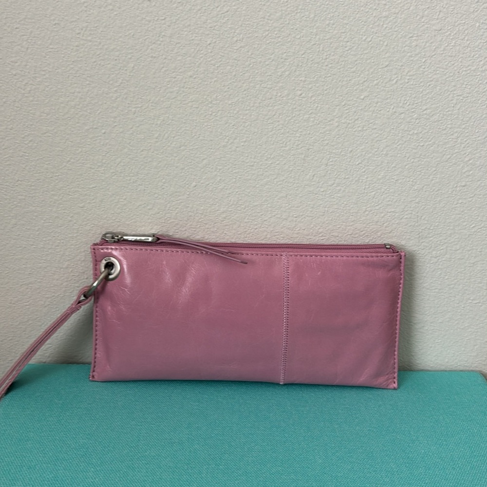 HOBO Vida Wristlet Lilac Rose